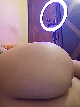 Mimy khalifa online show from 04.16.26