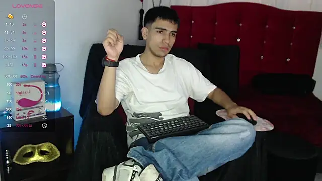 zack thunder online show from 10.05.25