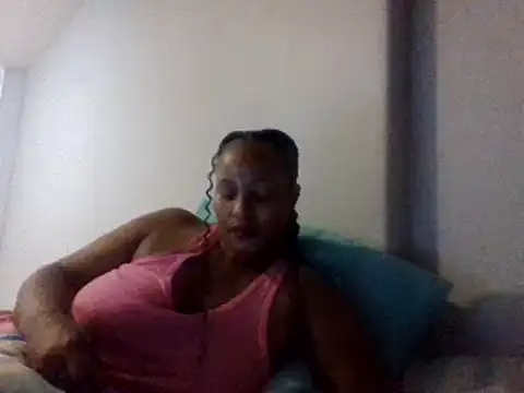 Snapshot of BabeAssXX chatting on 02.24.25 BabeAssXX online show from 02.24.25