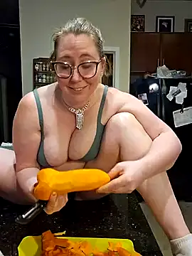 littlelustlamb online show from 12.06.24