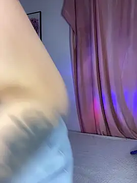 Ari Martin online show from 11.23.25