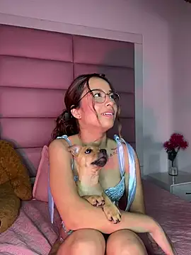 little-Emma online show from 01.11.25