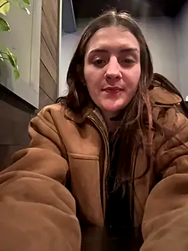 emilysue1 online show from 12.14.25