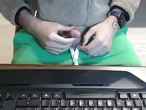 Snapshot of Adri_gard chatting on 03.22.25 Adri gard online show from 03.22.25