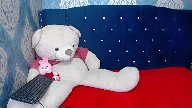 Snapshot of Lilyevansx chatting on 02.22.25 Lilyevansx online show from 02.22.25