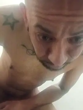 pineda1689 online show from 04.13.26