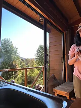 Reinacatchile online show from 11.22.25