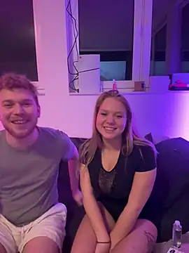 Snapshot of NickyGold_Official chatting on 01.10.25 NickyGold Official online show from 01.10.25