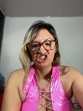 dirty mistress 69 online show from 12.05.24