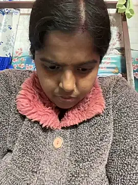 Snapshot of Beauty-queen chatting on 01.28.25 Beauty-queen online show from 01.28.25