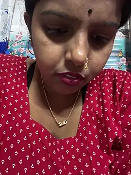 Snapshot of Beauty-queen chatting on 03.22.25 Beauty-queen online show from 03.22.25