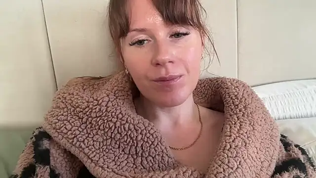 redheadrosie69 online show from 11.20.25
