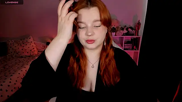 Snapshot of _Lisa_x chatting on 11.01.25 Lisa x online show from 11.01.25