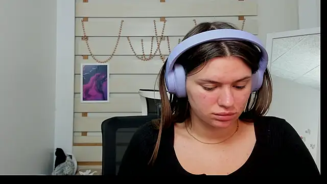Snapshot of Josephine_Kiss chatting on 01.22.25 Josephine Kiss online show from 01.22.25