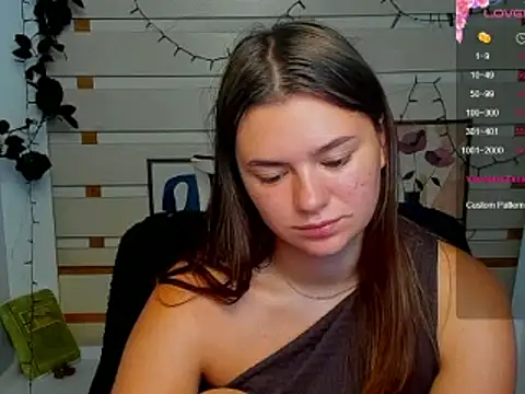 Josephine Kiss online show from 06.30.26