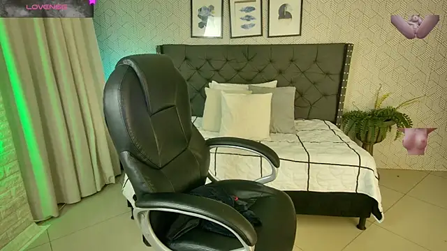 sussy  stone online show from 12.23.24