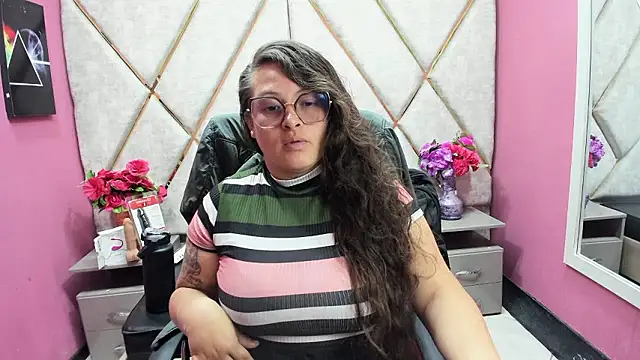 SaraThomso online show from 01.13.26