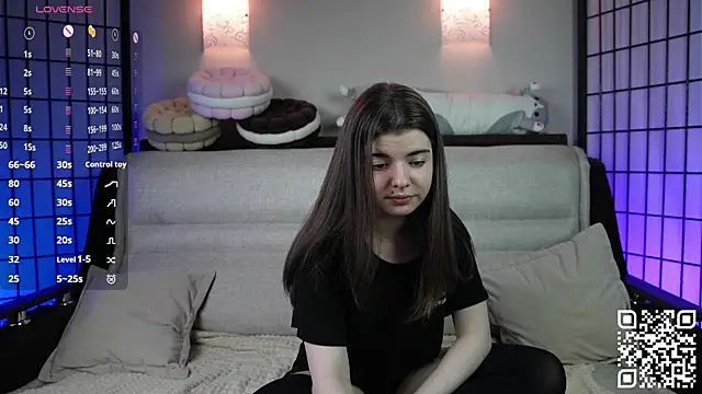 Mary Shake online show from 11.22.25