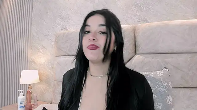 tifany  ross online show from 12.27.24