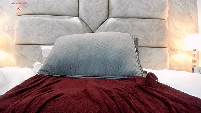 tifany  ross online show from 01.21.25
