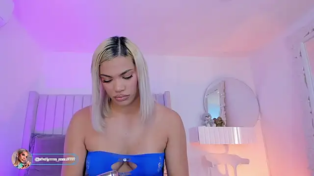 Shelynna azzul online show from 02.19.26