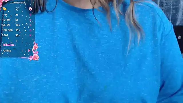 Snapshot of Ritu-Babe chatting on 03.10.25 Ritu-Babe online show from 03.10.25