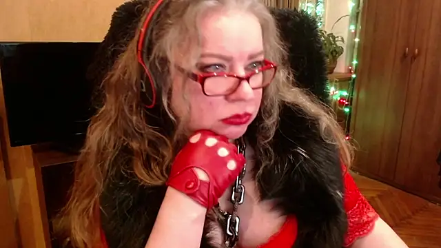 Miss Tress online show from 01.11.25