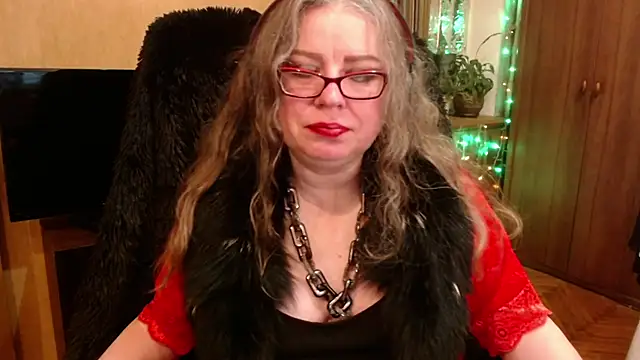 Miss Tress online show from 01.12.25