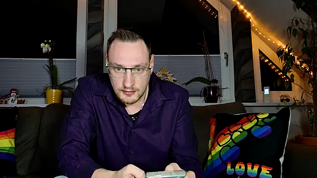 Relsxboy online show from 12.24.24