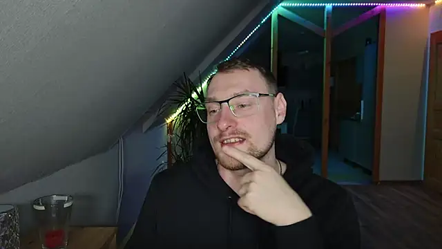 Relsxboy online show from 02.11.25