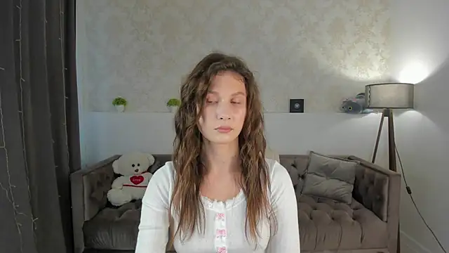 Cute  Alicia online show from 09.13.25