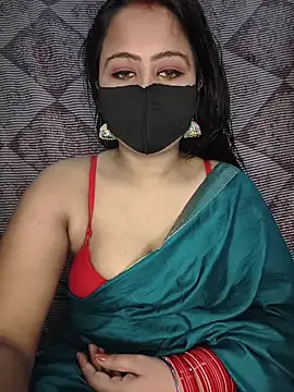 Snapshot of priya__angel chatting on 10.27.25 priya  angel online show from 10.27.25