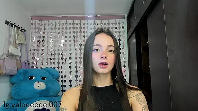 lucyy tay online show from 12.12.24