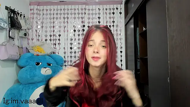 lucyy tay online show from 01.28.25
