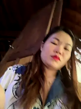 Snapshot of Emily_9xx chatting on 10.14.25 Emily 9xx online show from 10.14.25