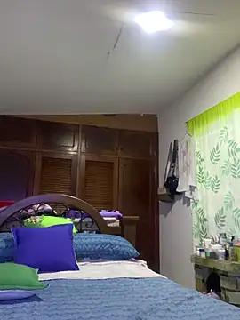 AllisonRoberts  online show from 09.29.25