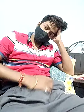 Snapshot of hotvarunrita chatting on 10.25.25 hotvarunrita online show from 10.25.25