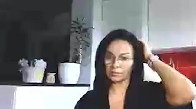 Snapshot of HelenLuxx chatting on 12.11.24 HelenLuxx online show from 12.11.24