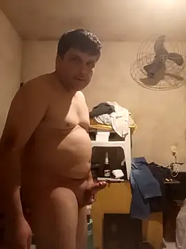 Snapshot of Claudiop2061 chatting on 11.28.25 Claudiop2061 online show from 11.28.25