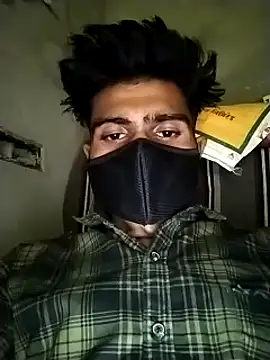 Snapshot of Yasha_14C_Creator chatting on 12.28.24 Yasha 14C Creator online show from 12.28.24