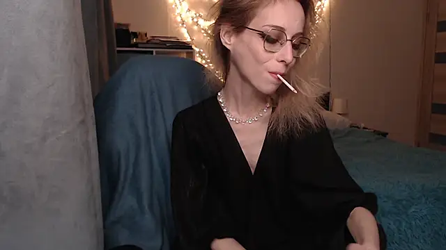 Snapshot of amber_quell_here chatting on 03.02.25 amber quell here online show from 03.02.25