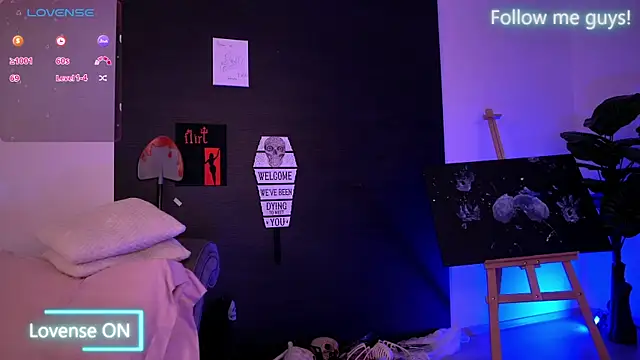 AriaVoss online show from 10.28.25