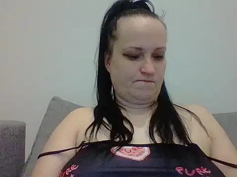 Snapshot of _squirty_cum_lady_ chatting on 01.12.25 squirty cum lady online show from 01.12.25