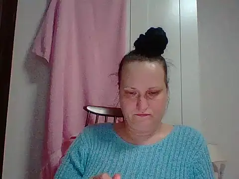Snapshot of _squirty_cum_lady_ chatting on 02.12.25 squirty cum lady online show from 02.12.25