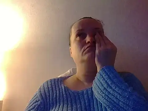 Snapshot of _squirty_cum_lady_ chatting on 02.13.25 squirty cum lady online show from 02.13.25