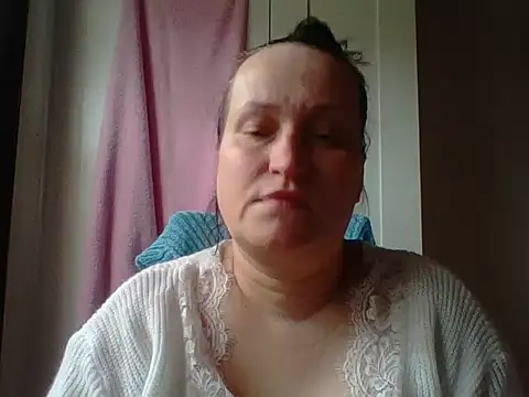 Snapshot of _squirty_cum_lady_ chatting on 02.15.25 squirty cum lady online show from 02.15.25