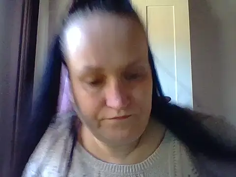 Snapshot of _squirty_cum_lady_ chatting on 02.17.25 squirty cum lady online show from 02.17.25