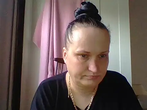 Snapshot of _squirty_cum_lady_ chatting on 02.21.25 squirty cum lady online show from 02.21.25