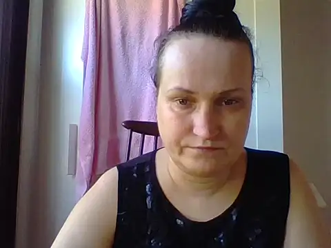Snapshot of _squirty_cum_lady_ chatting on 03.04.25 squirty cum lady online show from 03.04.25