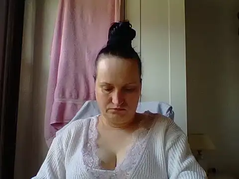 Snapshot of _squirty_cum_lady_ chatting on 03.09.25 squirty cum lady online show from 03.09.25